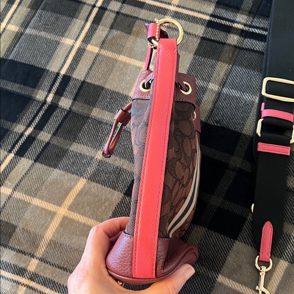 Coach Signature Jacquard Dempsey Bucket Crossbody Bag With Stripes and Patch - Picture 6 of 15